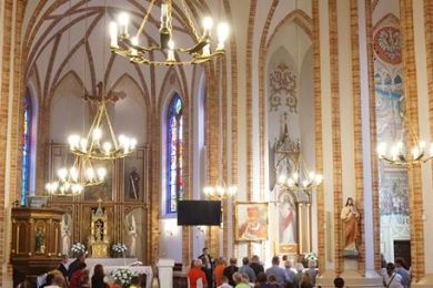 69262117_2426199594315197_1141229014489235456_n